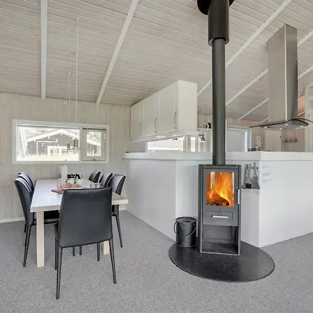 Feriehus Serine - 800m From The Sea By Interhome Hjørring