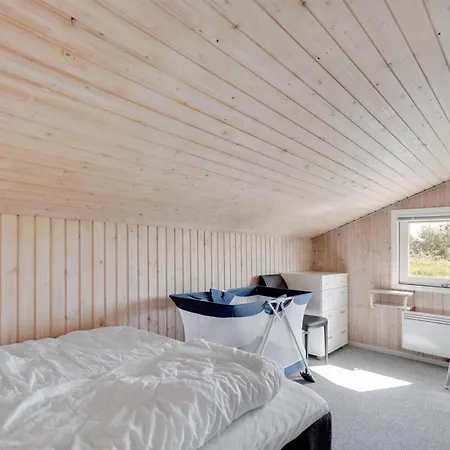 Serine - 800m From The Sea By Interhome *